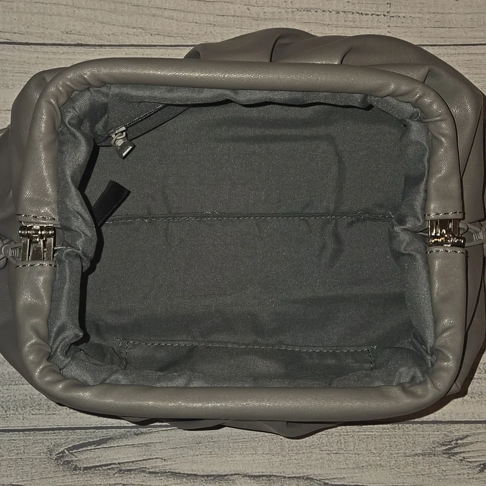 Badgley Mischka Wrapped Frame Clutch Shoulder Bag w/ Chain Link Gray NWT
